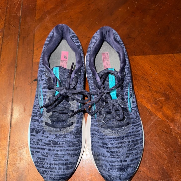 Men’s brooks - Picture 3 of 7